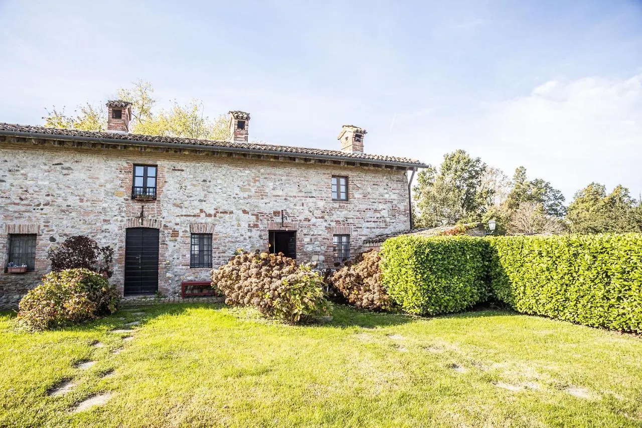 Il Borghetto Villa Agazzano 0*,  Italy